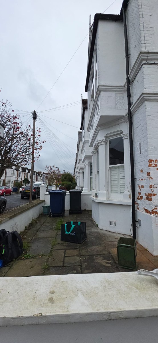 Graham Road external area before works