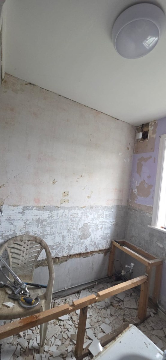 Waddon bathroom during strip-out